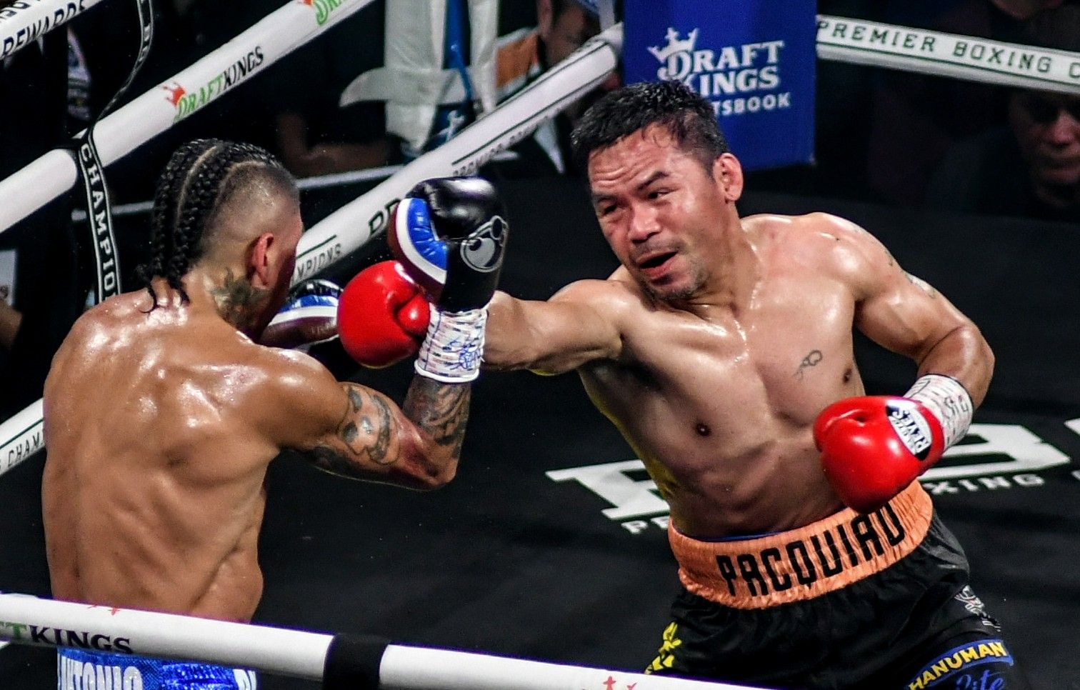 Manny Pacquiao, de 46 años, se conforma con un empate mayoritario ante  Mario Barrios y exige una revancha inmediata, image size:1512x966
