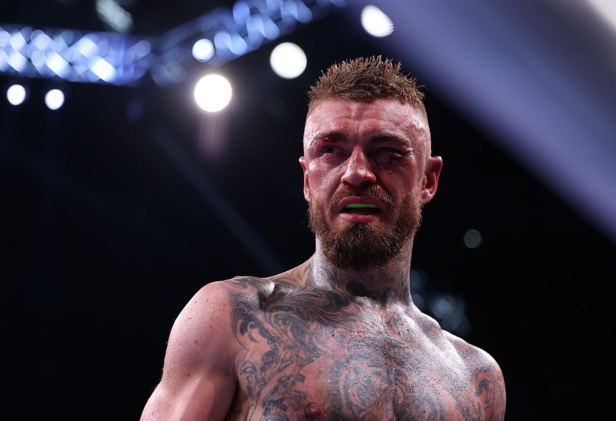 Last Chance For Tickets Lewis Crocker Vspaddy Donovan Rematch At Windsor Park - qzoozos
